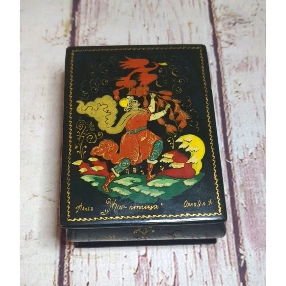 Palekh Russian Lacquer Box hand painted "Firebird" tiny box - Picture 1 of 8